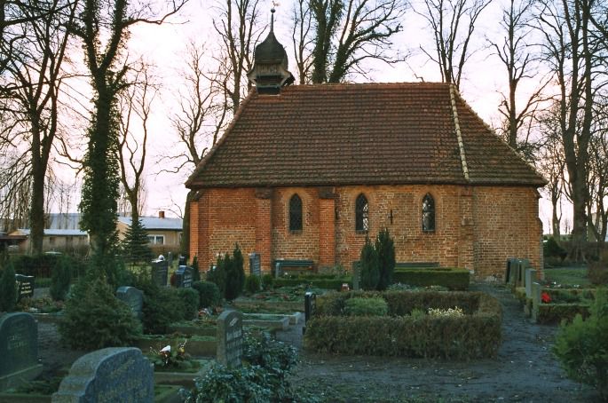 Backsteinkapelle in Mistorf aus dem Jahr 1342